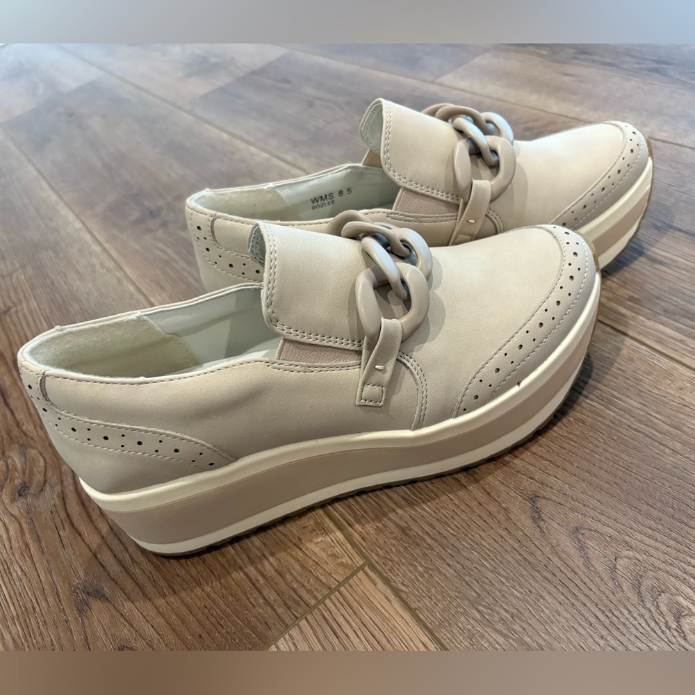 Dolce Vita Jhenee Sneakers/Loafers